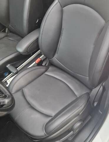 Білий Міні Кантрімен, об'ємом двигуна 1.6 л та пробігом 83 тис. км за 11400 $, фото 16 на Automoto.ua