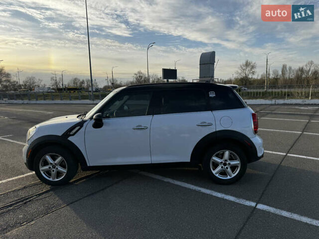 Білий Міні Кантрімен, об'ємом двигуна 1.6 л та пробігом 165 тис. км за 12500 $, фото 4 на Automoto.ua