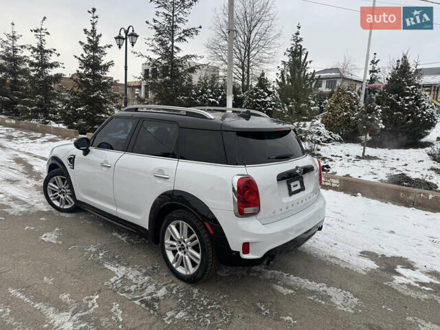 Белый Мини Кантримен, объемом двигателя 2 л и пробегом 92 тыс. км за 18900 $, фото 65 на Automoto.ua