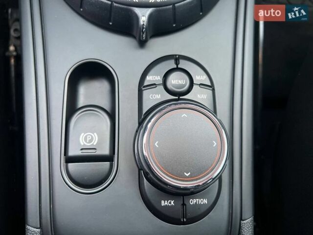 Белый Мини Кантримен, объемом двигателя 2 л и пробегом 92 тыс. км за 18500 $, фото 32 на Automoto.ua