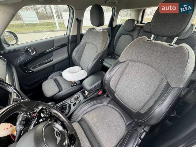 Белый Мини Кантримен, объемом двигателя 2 л и пробегом 73 тыс. км за 21500 $, фото 27 на Automoto.ua