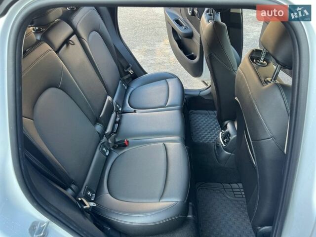 Белый Мини Кантримен, объемом двигателя 2 л и пробегом 65 тыс. км за 18900 $, фото 30 на Automoto.ua