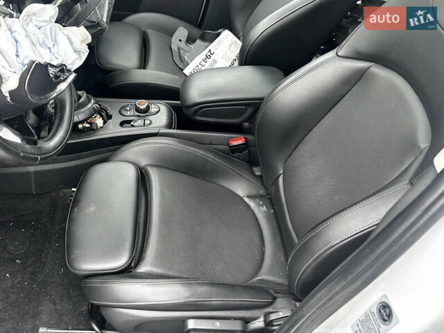 Белый Мини Кантримен, объемом двигателя 2 л и пробегом 95 тыс. км за 9800 $, фото 9 на Automoto.ua