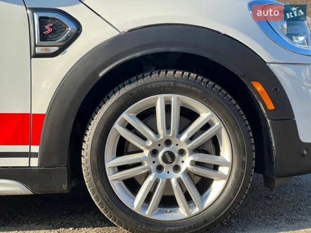 Белый Мини Кантримен, объемом двигателя 2 л и пробегом 65 тыс. км за 18900 $, фото 16 на Automoto.ua
