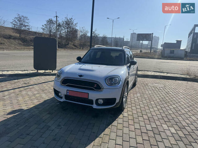 Белый Мини Кантримен, объемом двигателя 2 л и пробегом 92 тыс. км за 18900 $, фото 9 на Automoto.ua