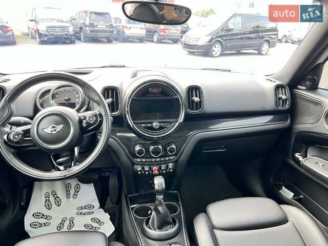 Белый Мини Кантримен, объемом двигателя 2 л и пробегом 75 тыс. км за 18900 $, фото 11 на Automoto.ua