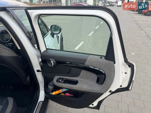 Белый Мини Кантримен, объемом двигателя 2 л и пробегом 73 тыс. км за 21500 $, фото 35 на Automoto.ua