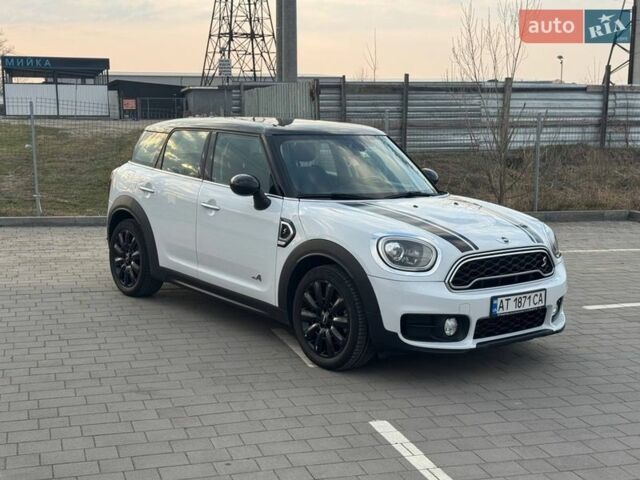 Белый Мини Кантримен, объемом двигателя 2 л и пробегом 73 тыс. км за 21500 $, фото 18 на Automoto.ua
