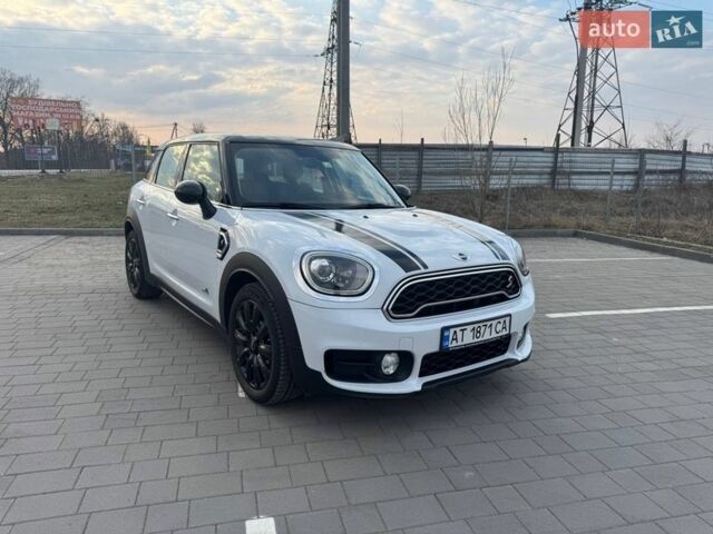 Белый Мини Кантримен, объемом двигателя 2 л и пробегом 73 тыс. км за 21500 $, фото 22 на Automoto.ua