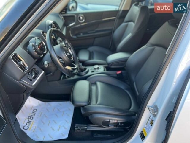 Белый Мини Кантримен, объемом двигателя 2 л и пробегом 65 тыс. км за 18900 $, фото 18 на Automoto.ua