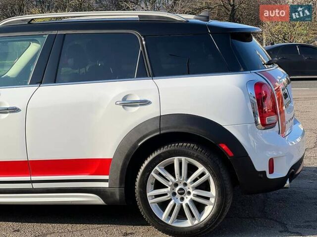 Белый Мини Кантримен, объемом двигателя 2 л и пробегом 65 тыс. км за 19200 $, фото 11 на Automoto.ua