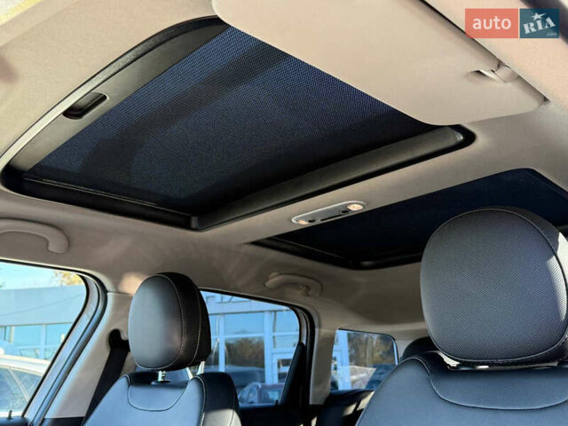 Белый Мини Кантримен, объемом двигателя 2 л и пробегом 170 тыс. км за 17999 $, фото 21 на Automoto.ua