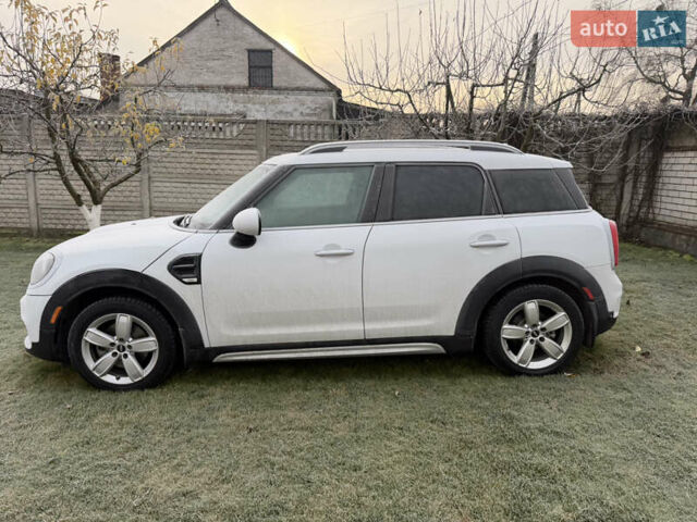 Белый Мини Кантримен, объемом двигателя 1.5 л и пробегом 60 тыс. км за 16500 $, фото 1 на Automoto.ua