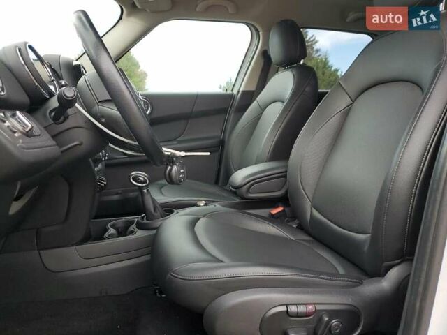 Белый Мини Кантримен, объемом двигателя 1.5 л и пробегом 91 тыс. км за 3600 $, фото 6 на Automoto.ua