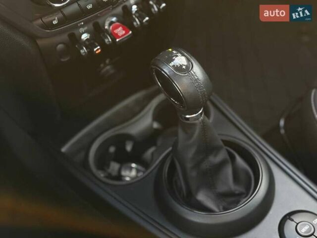 Білий Міні Кантрімен, об'ємом двигуна 1.5 л та пробігом 51 тис. км за 17500 $, фото 31 на Automoto.ua