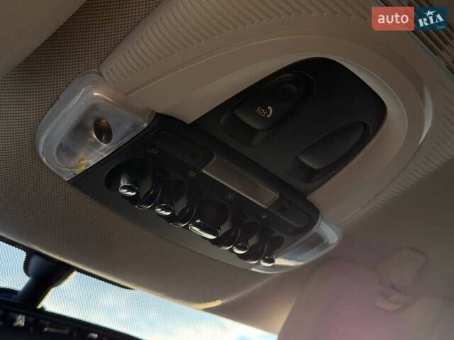 Білий Міні Кантрімен, об'ємом двигуна 1.5 л та пробігом 51 тис. км за 17500 $, фото 25 на Automoto.ua