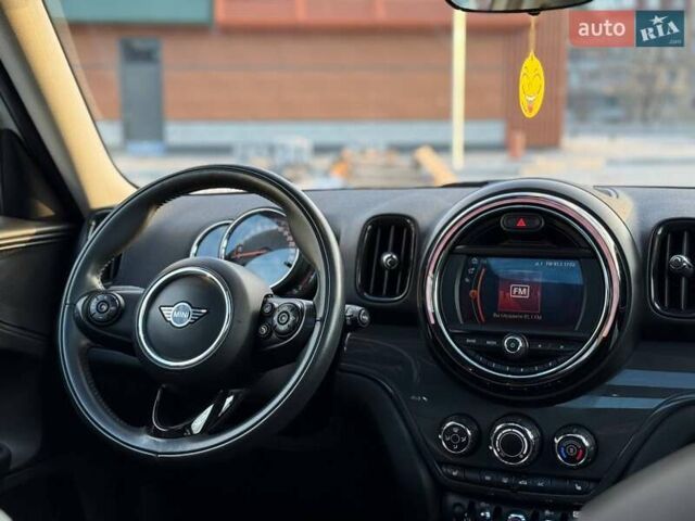 Белый Мини Кантримен, объемом двигателя 1.5 л и пробегом 51 тыс. км за 17500 $, фото 25 на Automoto.ua