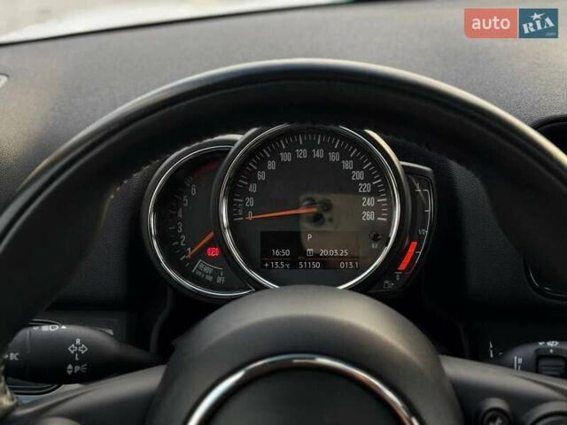 Білий Міні Кантрімен, об'ємом двигуна 1.5 л та пробігом 51 тис. км за 17500 $, фото 44 на Automoto.ua