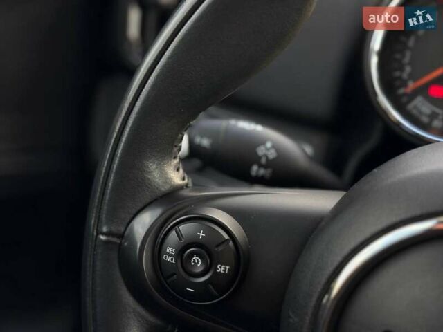 Білий Міні Кантрімен, об'ємом двигуна 1.5 л та пробігом 51 тис. км за 17500 $, фото 43 на Automoto.ua
