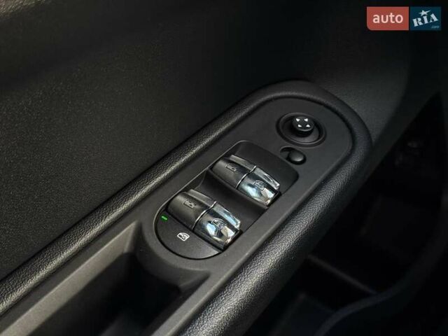 Білий Міні Кантрімен, об'ємом двигуна 1.5 л та пробігом 51 тис. км за 17500 $, фото 28 на Automoto.ua