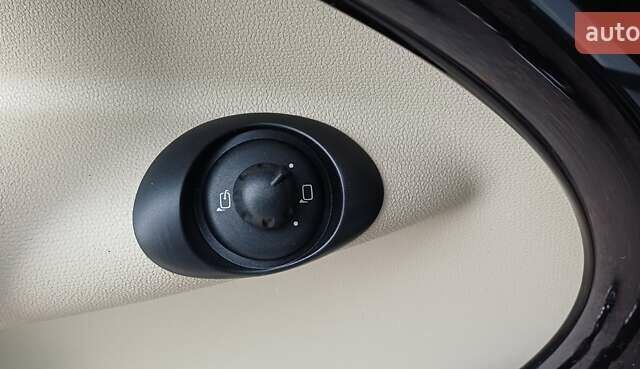 Белый Мини Кантримен, объемом двигателя 1.6 л и пробегом 209 тыс. км за 10400 $, фото 30 на Automoto.ua