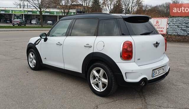 Белый Мини Кантримен, объемом двигателя 1.6 л и пробегом 209 тыс. км за 10400 $, фото 6 на Automoto.ua
