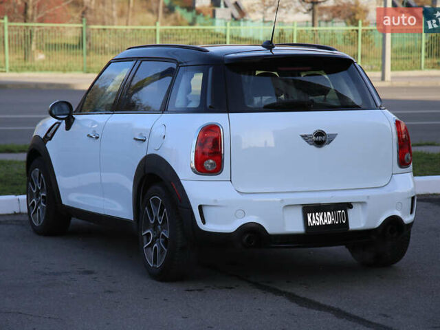 Белый Мини Кантримен, объемом двигателя 1.6 л и пробегом 170 тыс. км за 9900 $, фото 3 на Automoto.ua