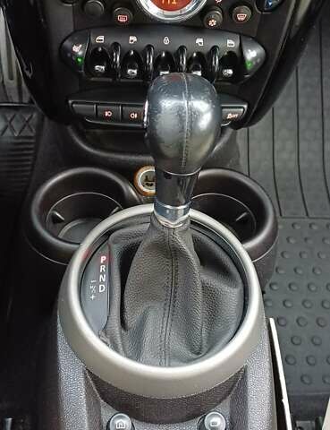 Белый Мини Кантримен, объемом двигателя 1.6 л и пробегом 209 тыс. км за 10400 $, фото 22 на Automoto.ua