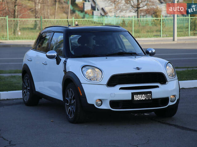 Белый Мини Кантримен, объемом двигателя 1.6 л и пробегом 170 тыс. км за 9900 $, фото 2 на Automoto.ua