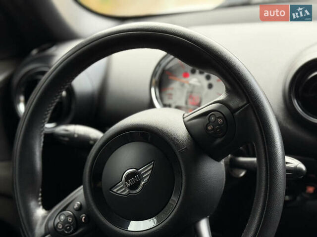 Белый Мини Кантримен, объемом двигателя 1.6 л и пробегом 242 тыс. км за 7850 $, фото 27 на Automoto.ua