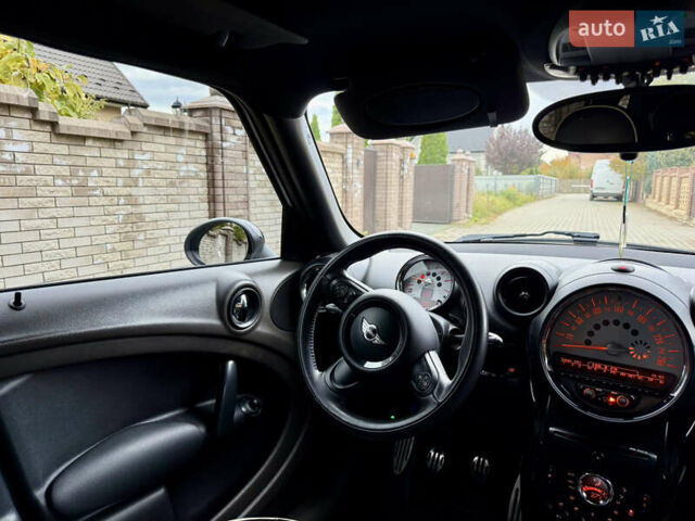 Белый Мини Кантримен, объемом двигателя 1.6 л и пробегом 242 тыс. км за 7850 $, фото 16 на Automoto.ua