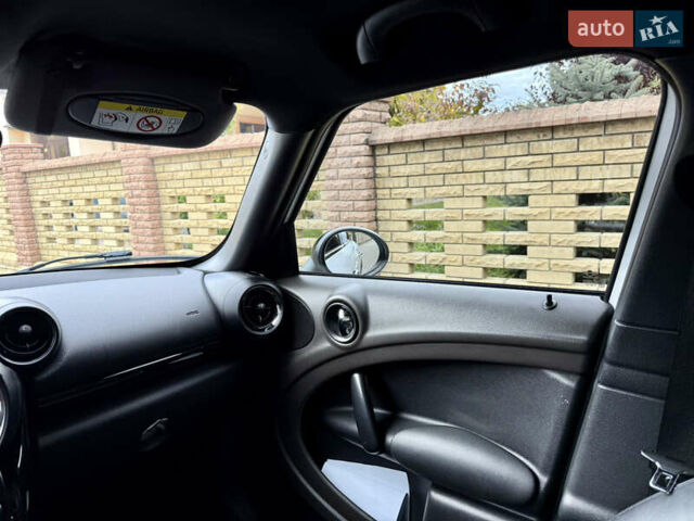 Белый Мини Кантримен, объемом двигателя 1.6 л и пробегом 242 тыс. км за 7850 $, фото 17 на Automoto.ua