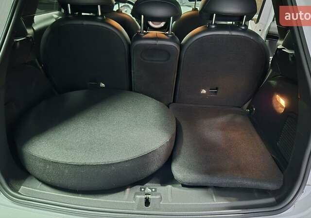 Белый Мини Кантримен, объемом двигателя 1.6 л и пробегом 176 тыс. км за 12500 $, фото 8 на Automoto.ua