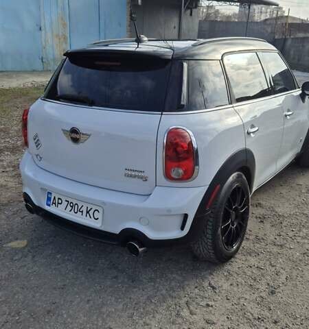 Белый Мини Кантримен, объемом двигателя 1.6 л и пробегом 176 тыс. км за 12500 $, фото 2 на Automoto.ua