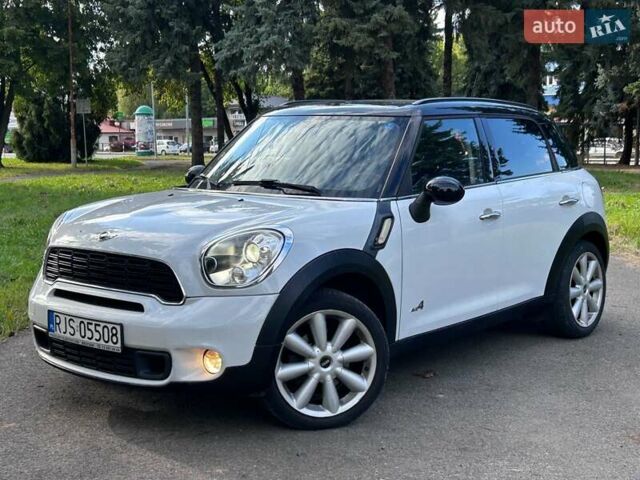 Білий Міні Кантрімен, об'ємом двигуна 2 л та пробігом 136 тис. км за 9900 $, фото 2 на Automoto.ua