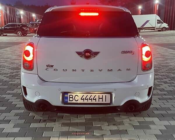 Белый Мини Кантримен, объемом двигателя 1.6 л и пробегом 290 тыс. км за 10800 $, фото 4 на Automoto.ua