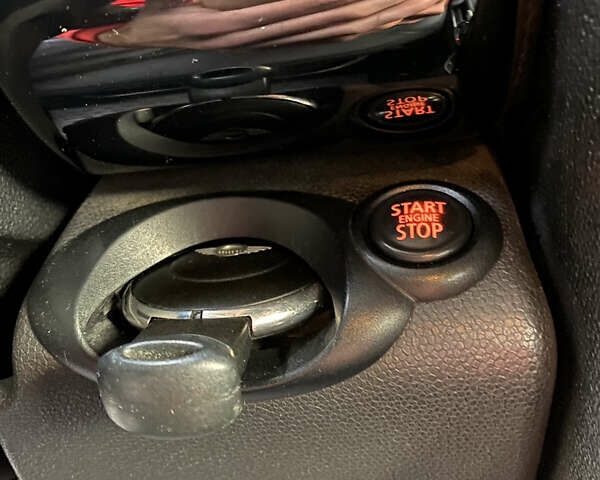 Белый Мини Кантримен, объемом двигателя 1.6 л и пробегом 155 тыс. км за 10800 $, фото 23 на Automoto.ua