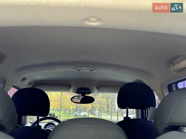 Белый Мини Кантримен, объемом двигателя 2 л и пробегом 185 тыс. км за 12250 $, фото 31 на Automoto.ua