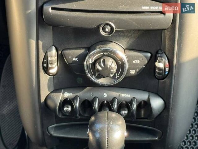Белый Мини Кантримен, объемом двигателя 1.6 л и пробегом 150 тыс. км за 8800 $, фото 55 на Automoto.ua
