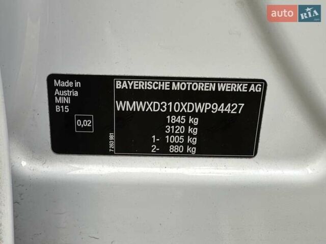 Белый Мини Кантримен, объемом двигателя 2 л и пробегом 185 тыс. км за 12250 $, фото 33 на Automoto.ua