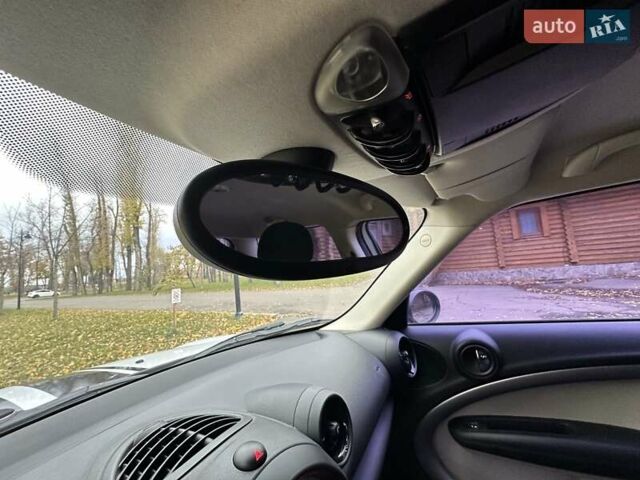 Белый Мини Кантримен, объемом двигателя 2 л и пробегом 185 тыс. км за 12250 $, фото 51 на Automoto.ua