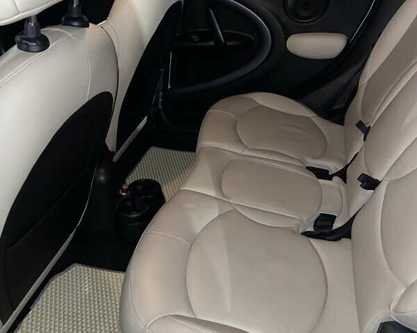 Белый Мини Кантримен, объемом двигателя 1.6 л и пробегом 290 тыс. км за 10800 $, фото 15 на Automoto.ua