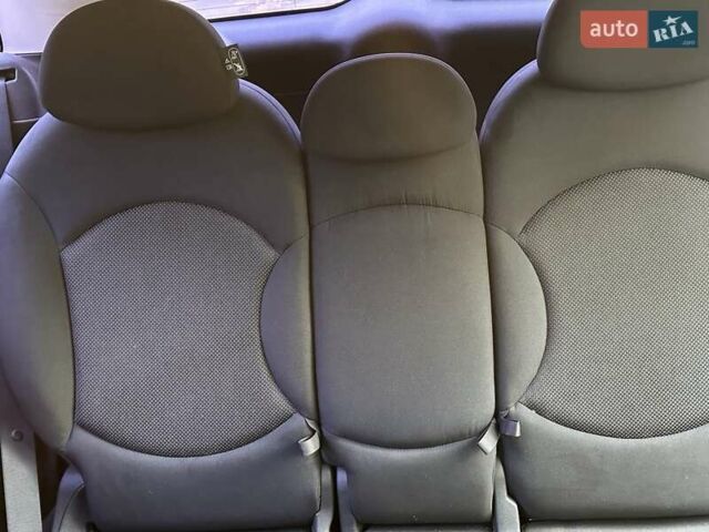 Белый Мини Кантримен, объемом двигателя 2 л и пробегом 185 тыс. км за 12250 $, фото 28 на Automoto.ua