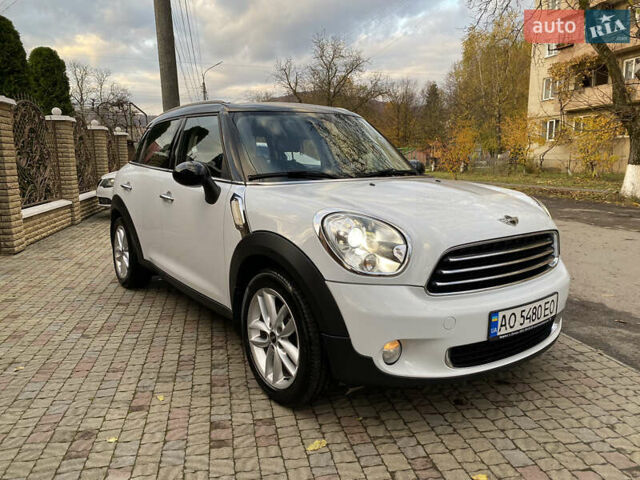 Белый Мини Кантримен, объемом двигателя 1.6 л и пробегом 155 тыс. км за 10800 $, фото 8 на Automoto.ua