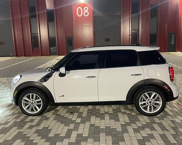 Белый Мини Кантримен, объемом двигателя 1.6 л и пробегом 290 тыс. км за 10800 $, фото 2 на Automoto.ua