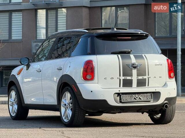 Белый Мини Кантримен, объемом двигателя 1.6 л и пробегом 150 тыс. км за 8800 $, фото 40 на Automoto.ua