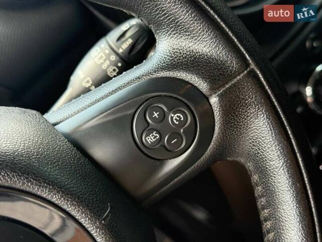 Білий Міні Кантрімен, об'ємом двигуна 1.6 л та пробігом 146 тис. км за 12400 $, фото 30 на Automoto.ua