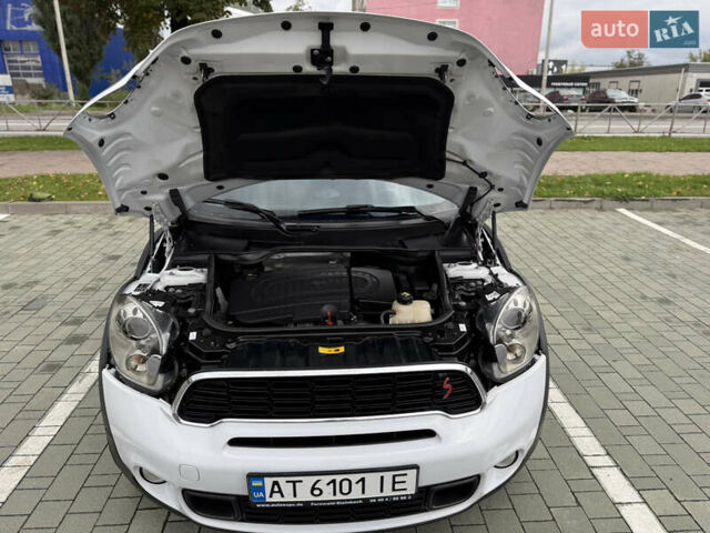 Білий Міні Кантрімен, об'ємом двигуна 2 л та пробігом 220 тис. км за 12400 $, фото 28 на Automoto.ua