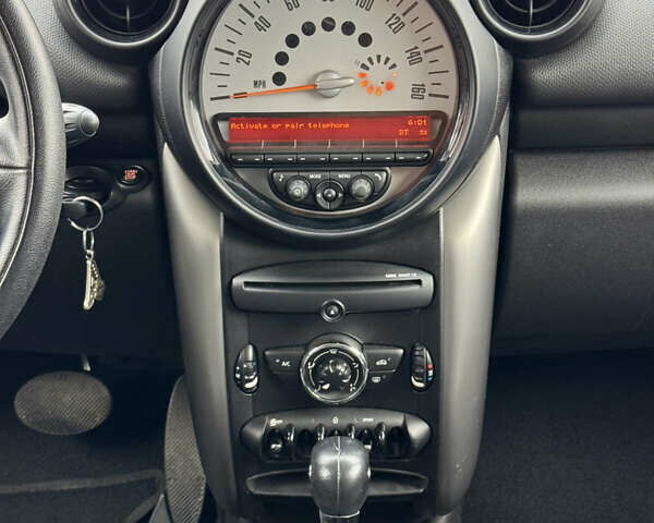 Белый Мини Кантримен, объемом двигателя 1.6 л и пробегом 150 тыс. км за 9999 $, фото 34 на Automoto.ua