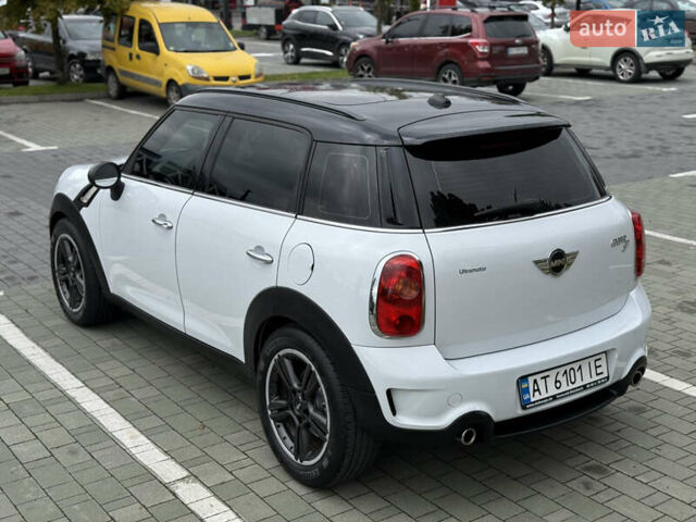 Білий Міні Кантрімен, об'ємом двигуна 2 л та пробігом 220 тис. км за 12400 $, фото 5 на Automoto.ua
